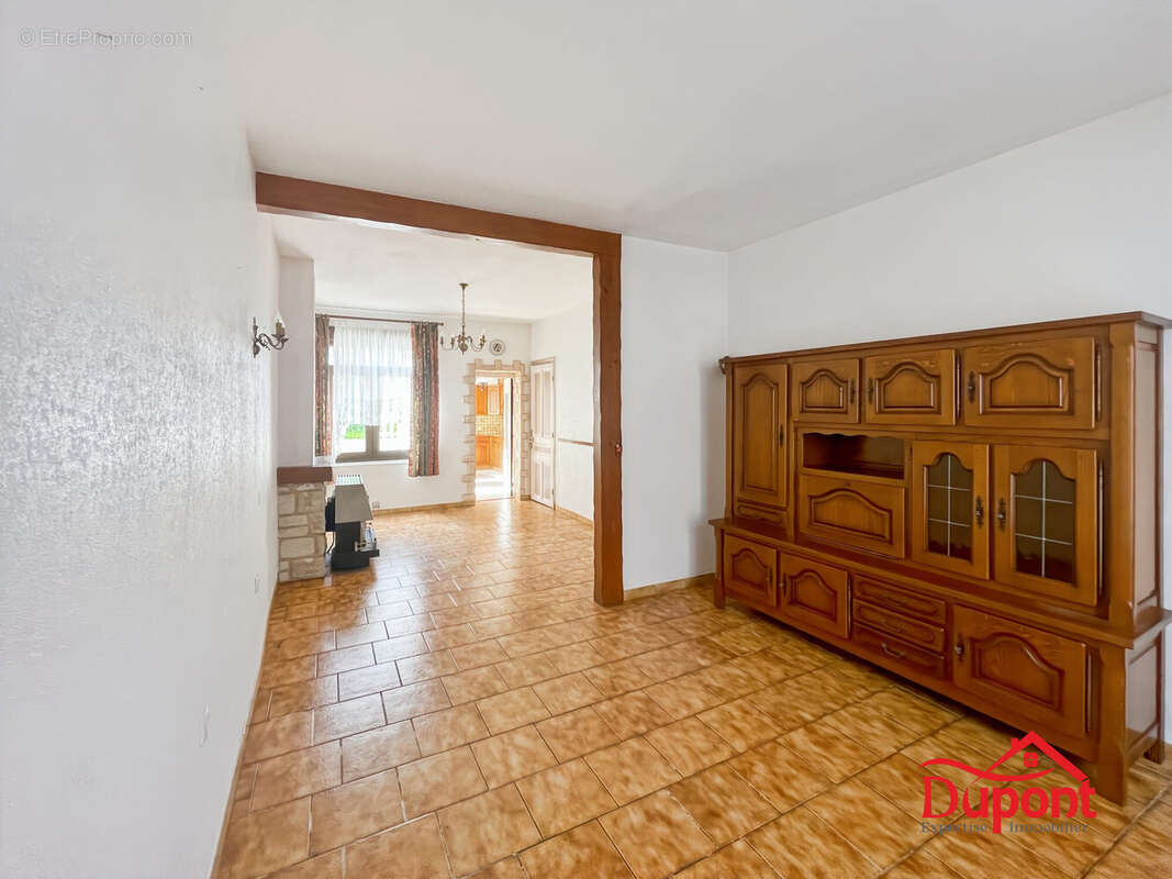 Maison à SAINT-QUENTIN