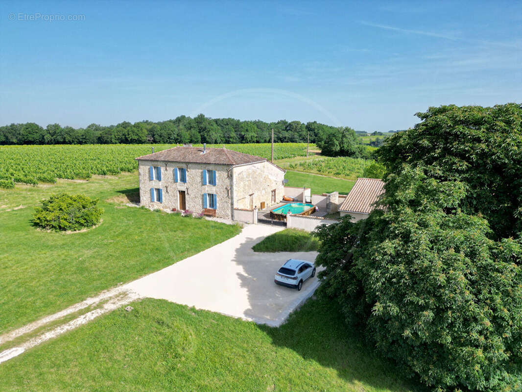 Maison à SAUVETERRE-DE-GUYENNE