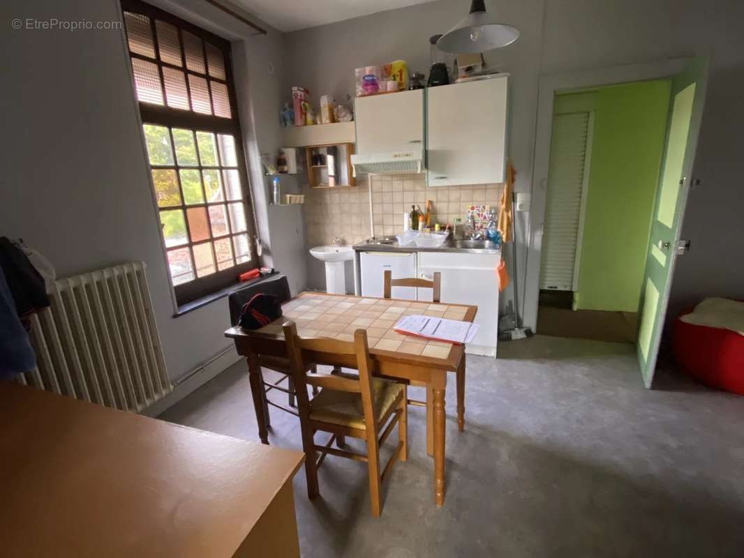 Appartement à AVESNES-SUR-HELPE