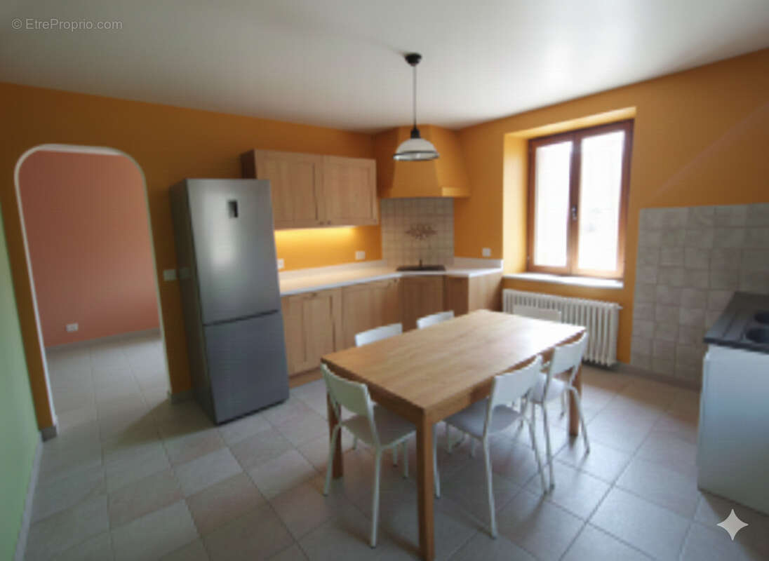 Maison à PLANCHER-BAS