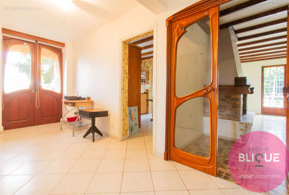 Maison à LAITRE-SOUS-AMANCE