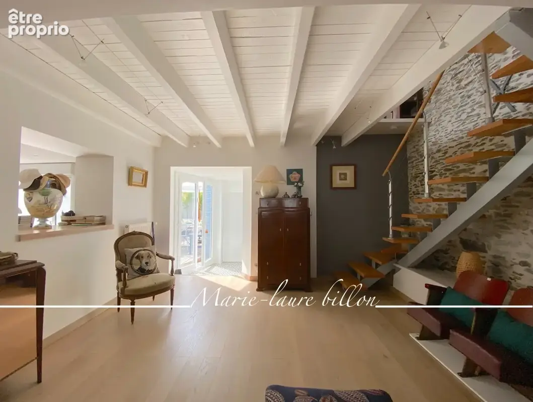 Maison de type 6 à vendre sur SAINT GILLES CROIX DE VIE (85), Maison de ville avec terrasse et garage - photo 4