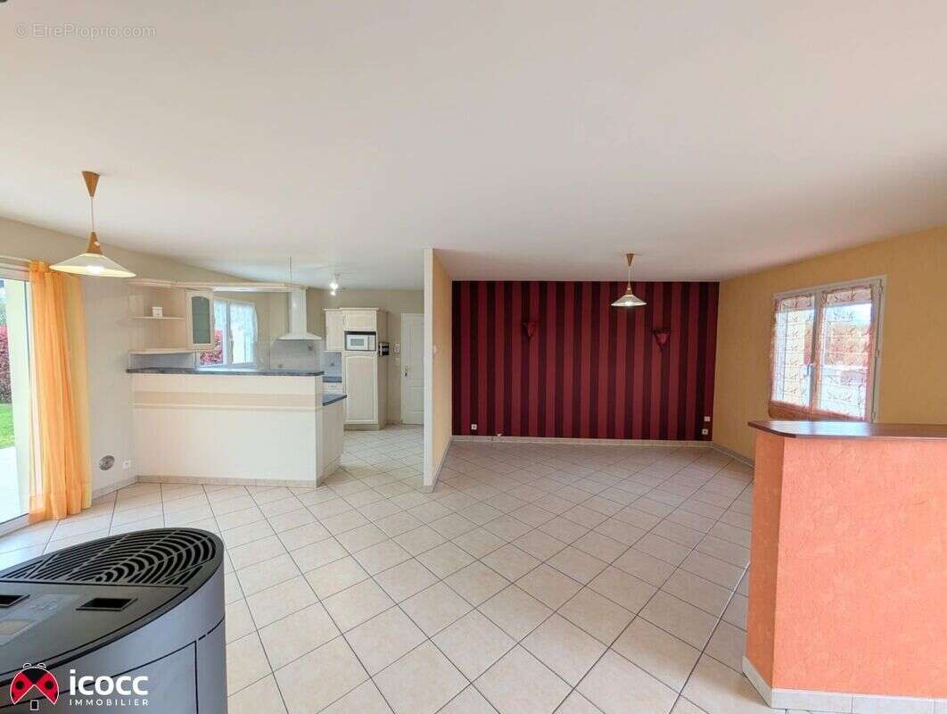 Maison à MAREUIL-SUR-LAY-DISSAIS