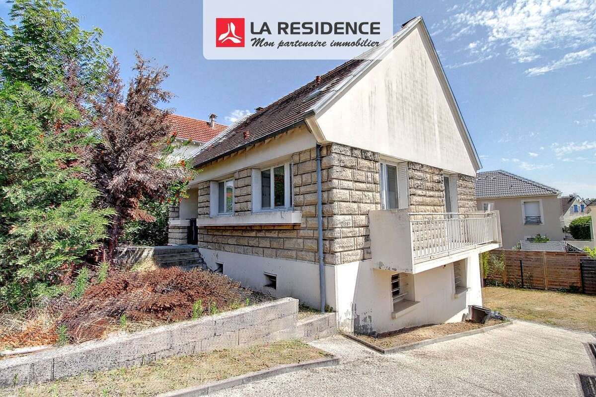 Maison à TRIEL-SUR-SEINE