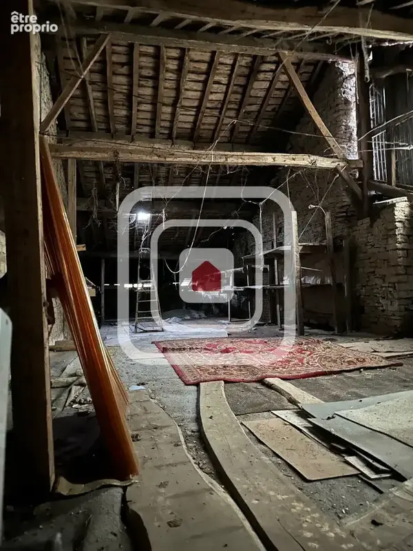 Maison avec travaux de 200m² pour 3 chambres, des dependances et 2150m² de terrain - photo 10