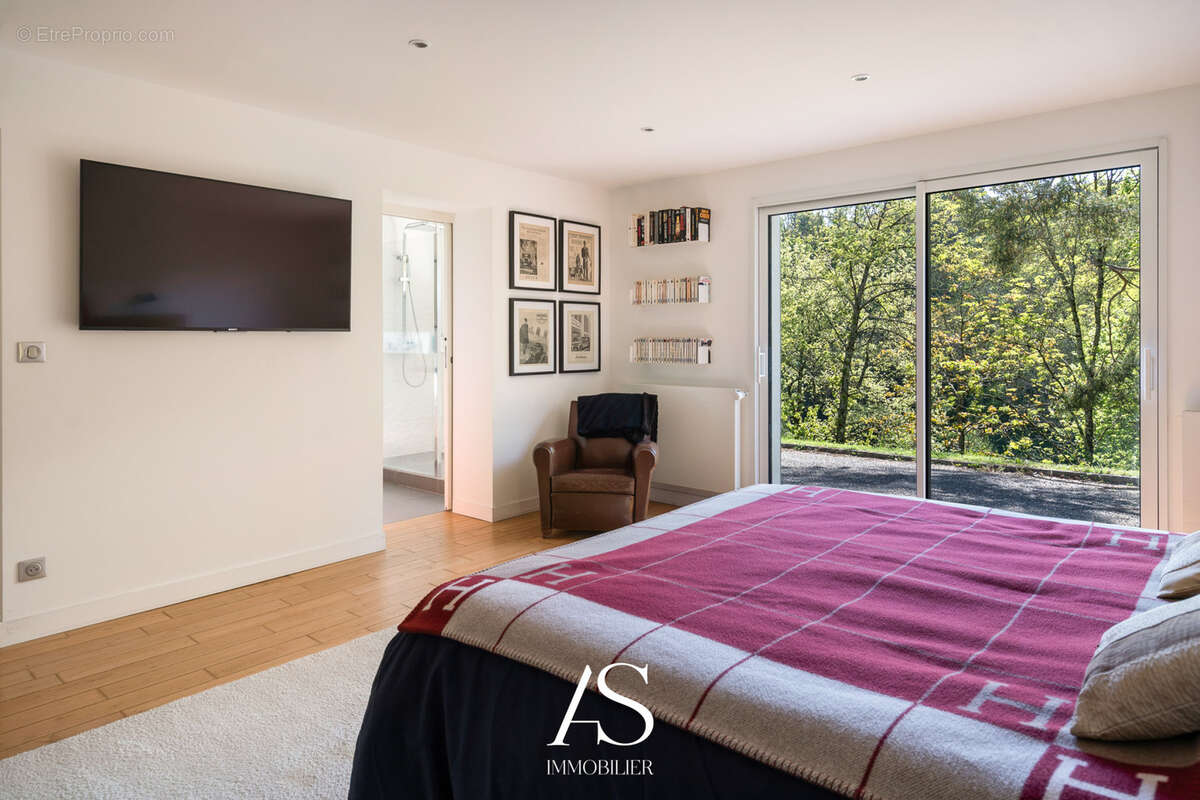Maison à SAINT-DIDIER-AU-MONT-D'OR