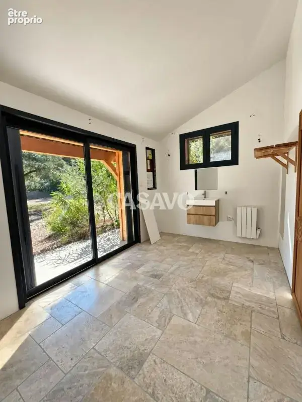 Vente Maison 5 pièces de 73m² - 13980 Alleins - photo 8