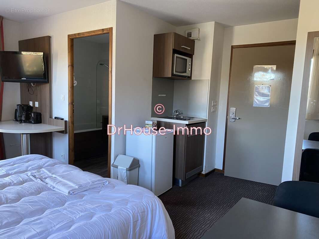 Appartement à MORILLON