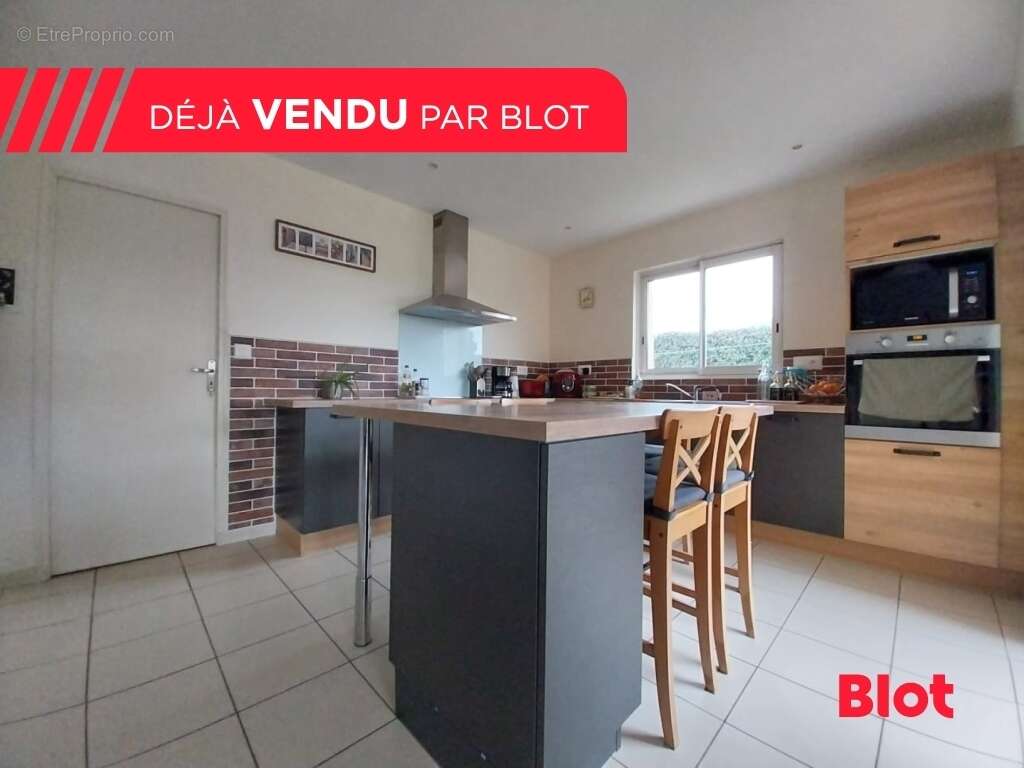 Maison à GRAND-FOUGERAY