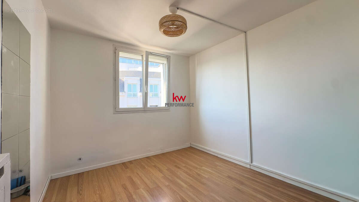 Appartement 65 m² à Eaubonne  - photo 8