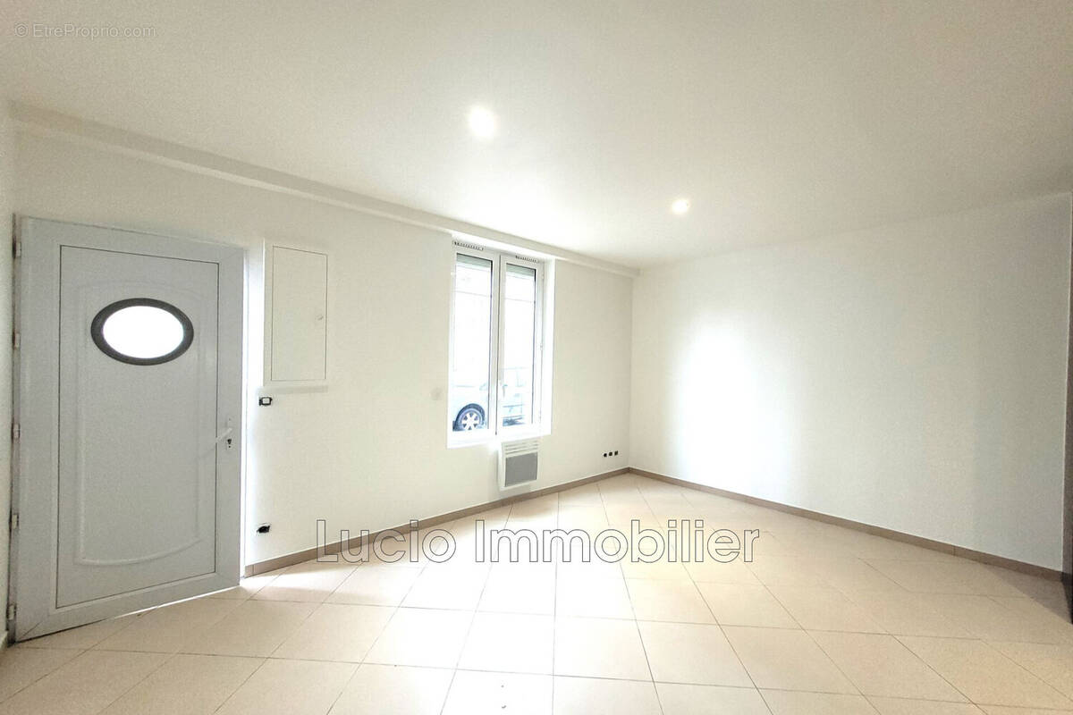 Appartement à LE PERREUX-SUR-MARNE
