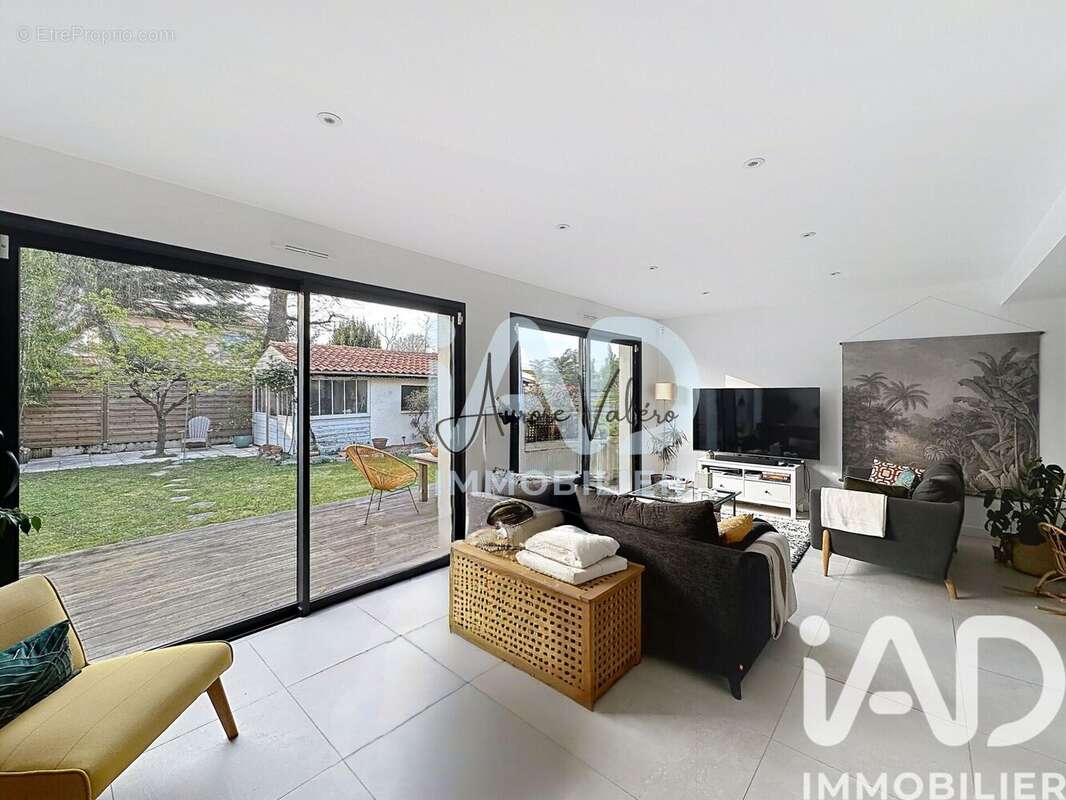 Photo 3 - Maison à VILLENAVE-D'ORNON