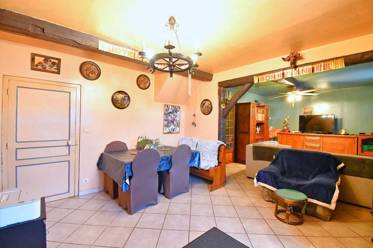 Maison à SAINT-THIBAULT