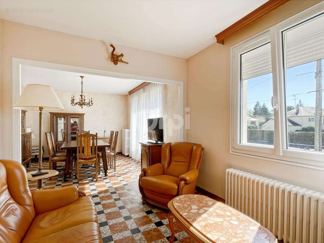 Maison à CONCHES-EN-OUCHE