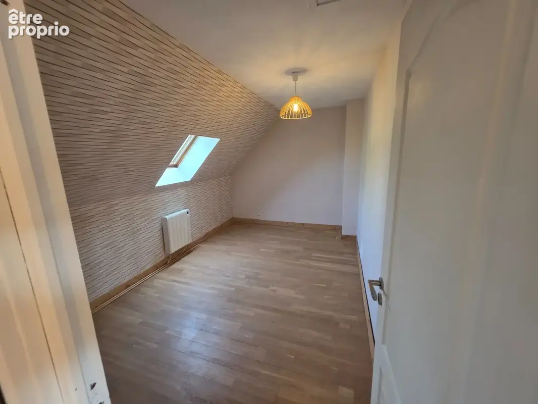  RARE À ÉGLY ! Maison familiale 6 pièces – 4 chambres, 55 m² de pièce de vie, jardin et sous-sol total - photo 17