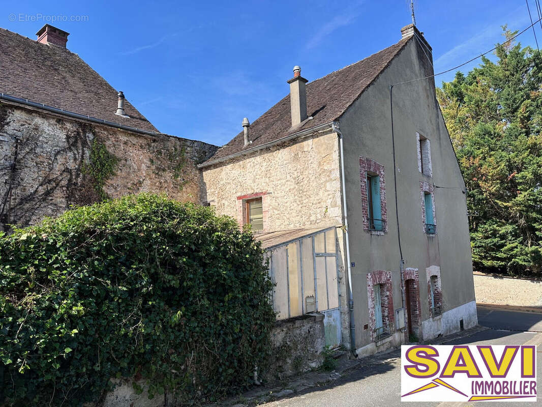 Maison à FERRIERES-EN-GATINAIS