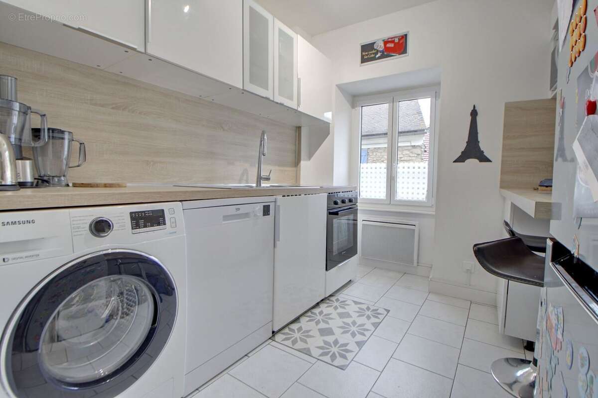 Appartement à VILLEPREUX