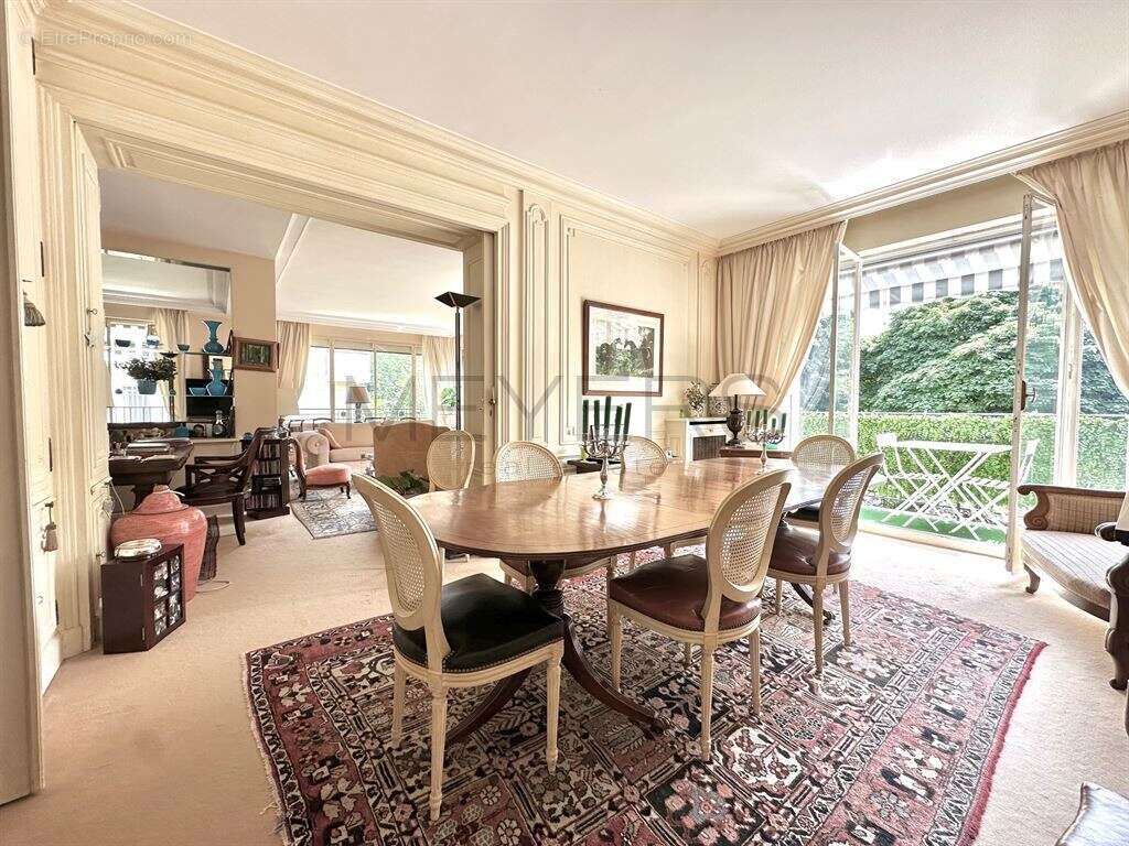 Appartement 165 m² à Paris-16e  - photo 3