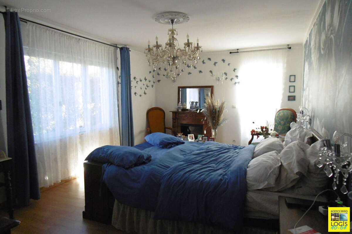 Maison à PORT-DE-LANNE