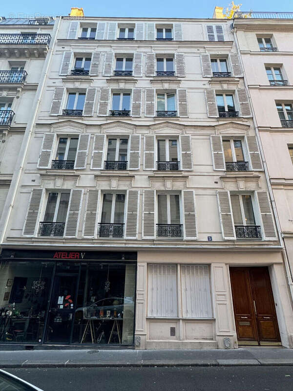 Appartement à PARIS-6E