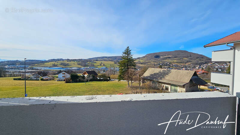 Appartement à VILLY-LE-PELLOUX