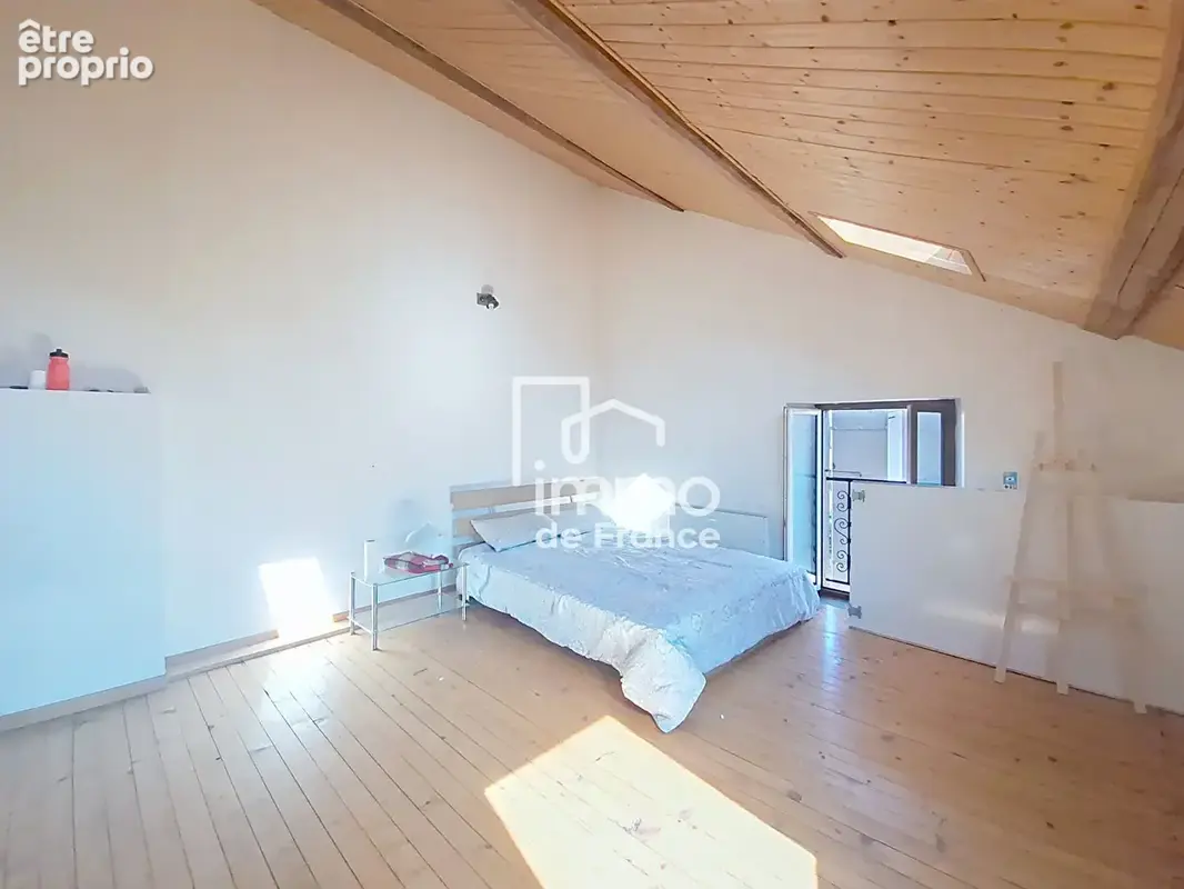 À vendre a valleiry pour investisseur -  maison t4 - 100 m² - photo 8