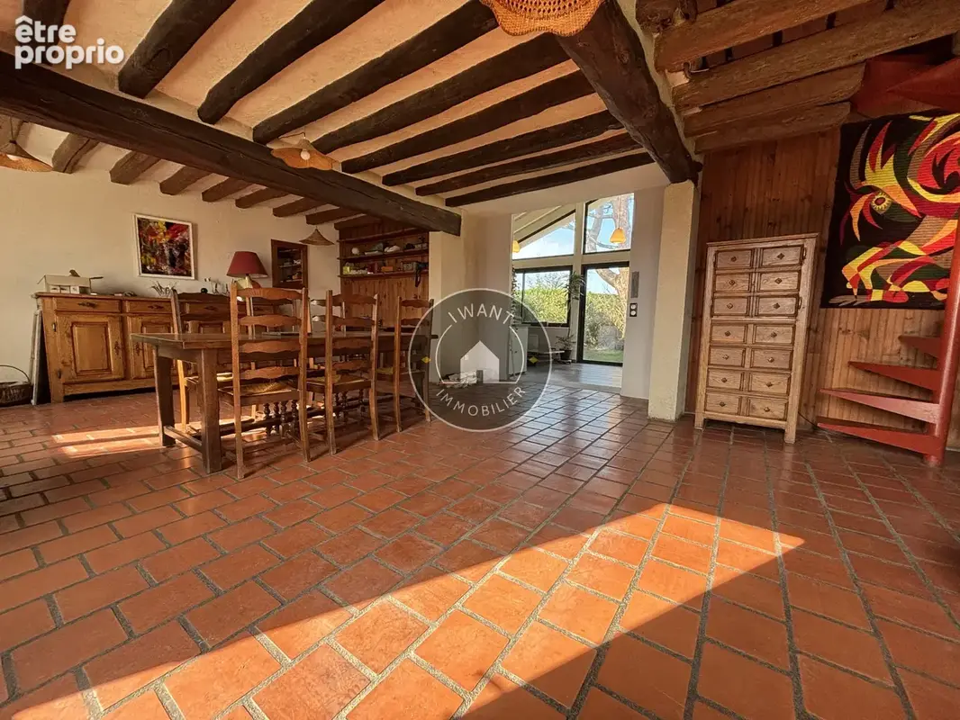 Maison 121m2 à Saint Clément des Levées atypique et coup coeur :) - photo 4