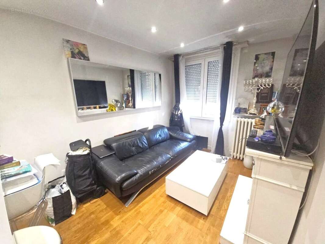 Appartement à PARIS-12E