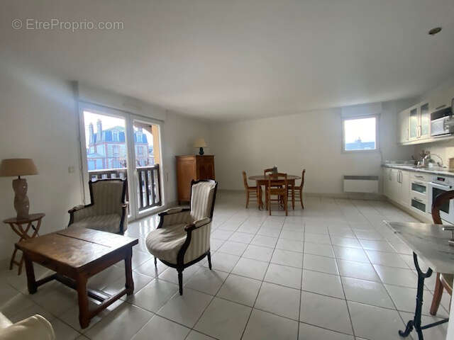 Appartement à TROUVILLE-SUR-MER