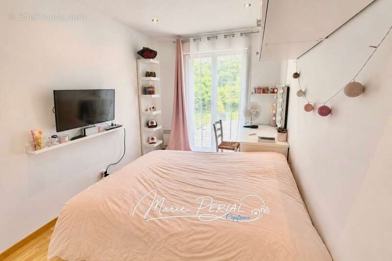 Magnifique maison de plain-pied de 119 m² – Un cadre de vie privilégié à Allamps - photo 8