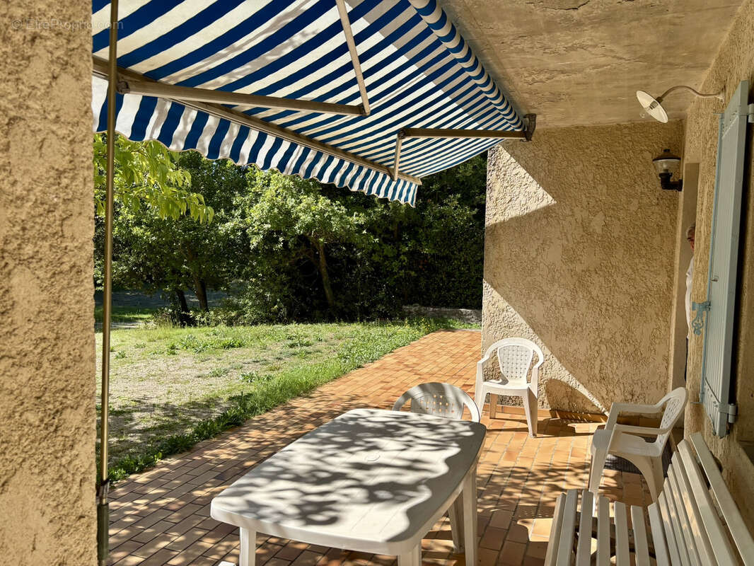 Maison à GRIGNAN