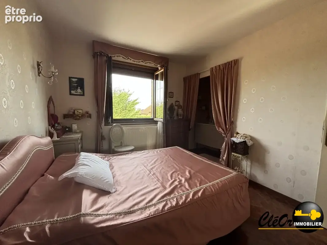 Maison 5 pièces 108 m² à vendre à Varennes-Le-Grand (71240) - photo 9