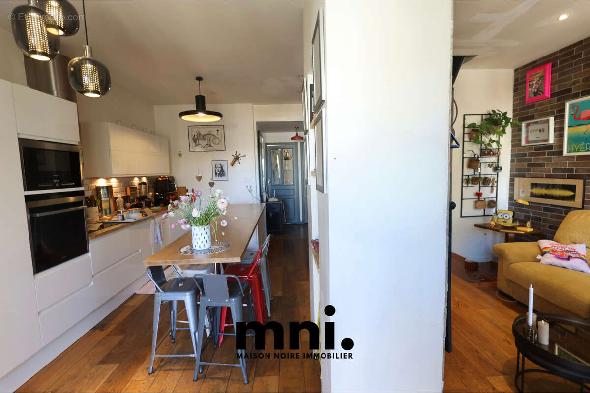 Appartement à HYERES