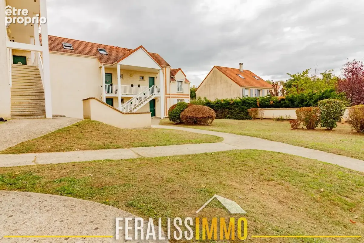Appartement à VAUREAL