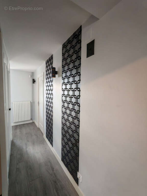 Maison à LA ROUXIERE