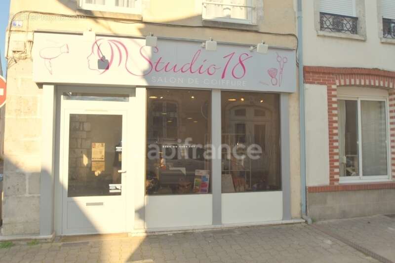 Commerce à JANVILLE