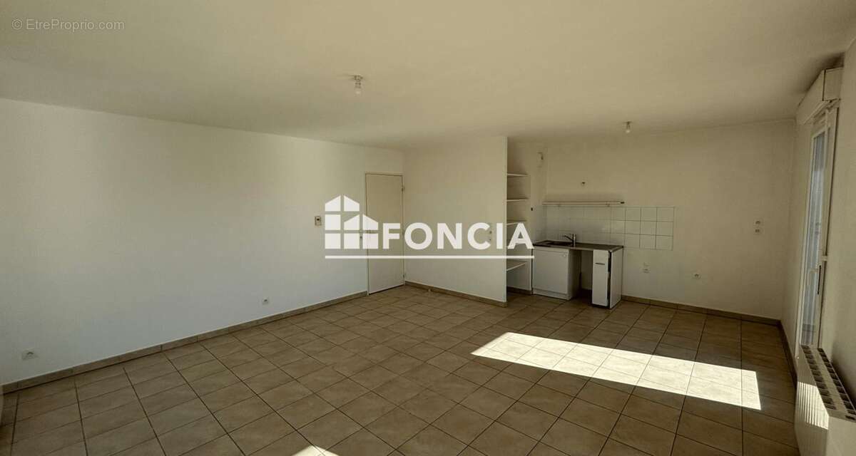 Appartement à DECINES-CHARPIEU