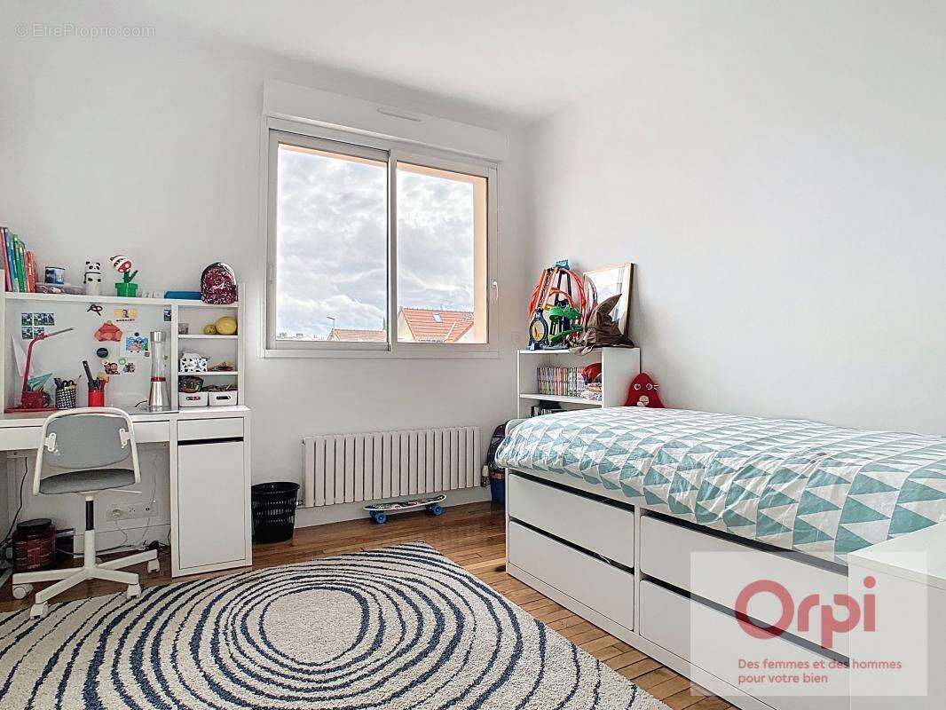 Maison à ISSY-LES-MOULINEAUX