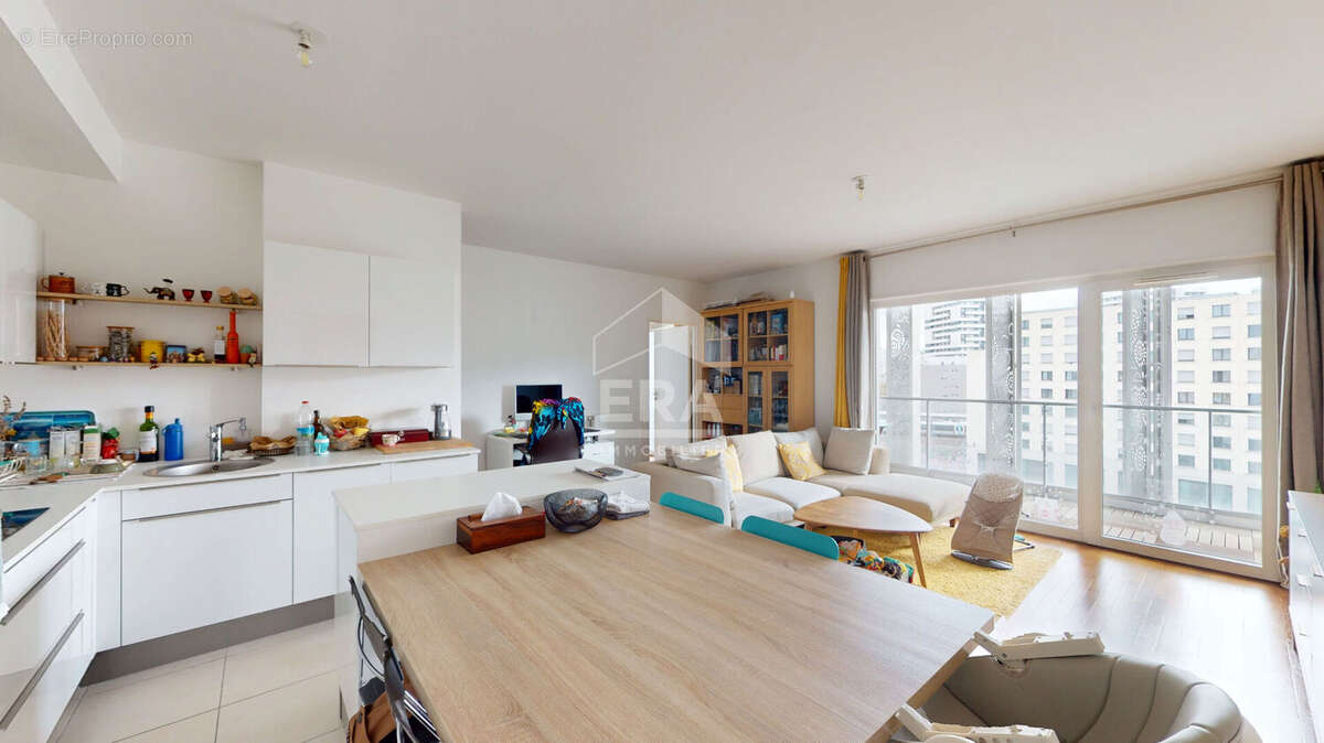 Appartement à PARIS-19E