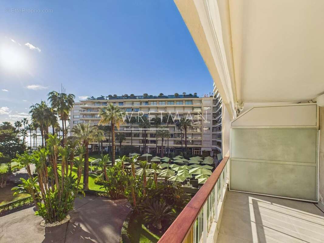 Appartement à CANNES