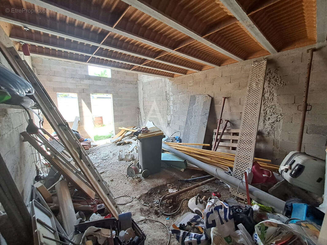 Maison à OLLAINVILLE