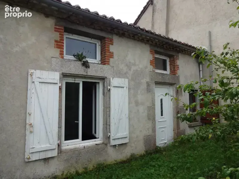 Photo Maison à Mezieres-Sur-Issoire au prix de 49 500€