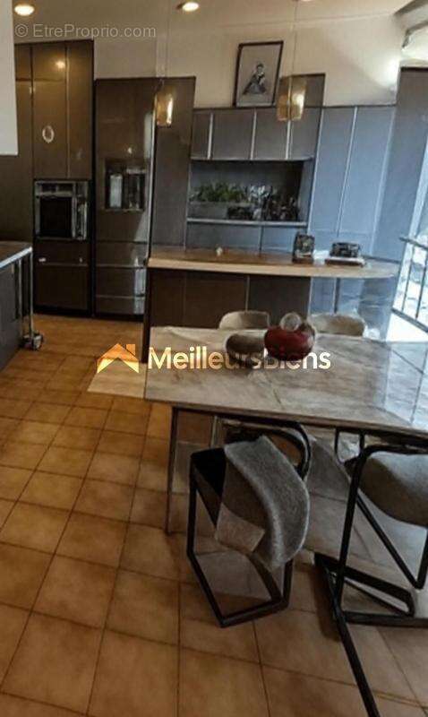 Appartement à LE CANNET