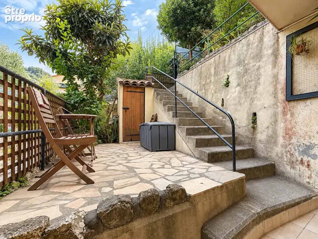 Menton   spacieux 4 chambres avec balcon de 26 m2 et terrasse de 35 m2 - photo 16