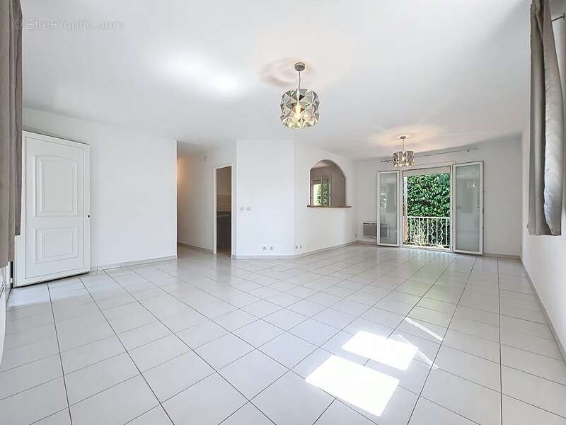 Maison à SAINT-GEORGES-D'ORQUES