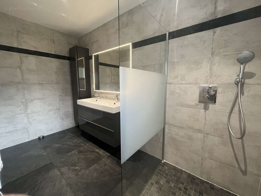 Maison à BELIN-BELIET