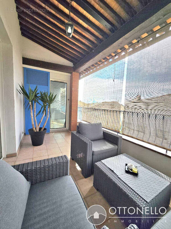 Appartement à PUGET-SUR-ARGENS