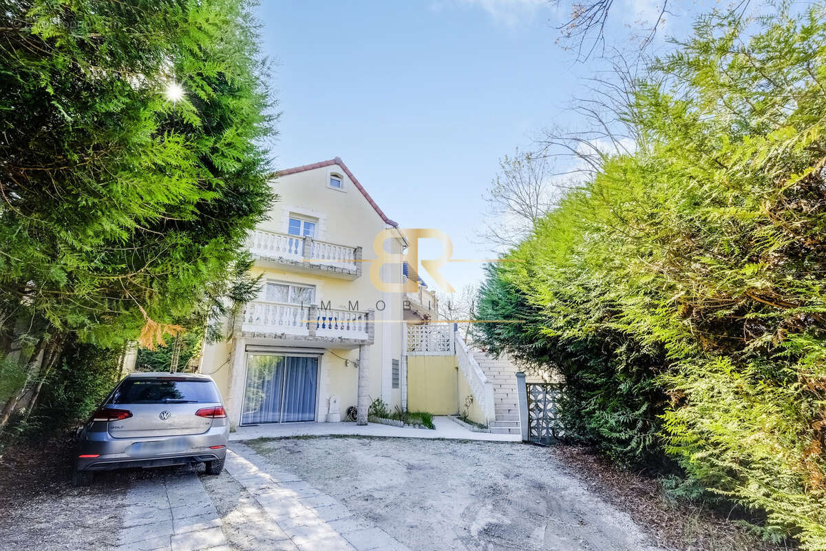 Maison à NOISY-LE-SEC