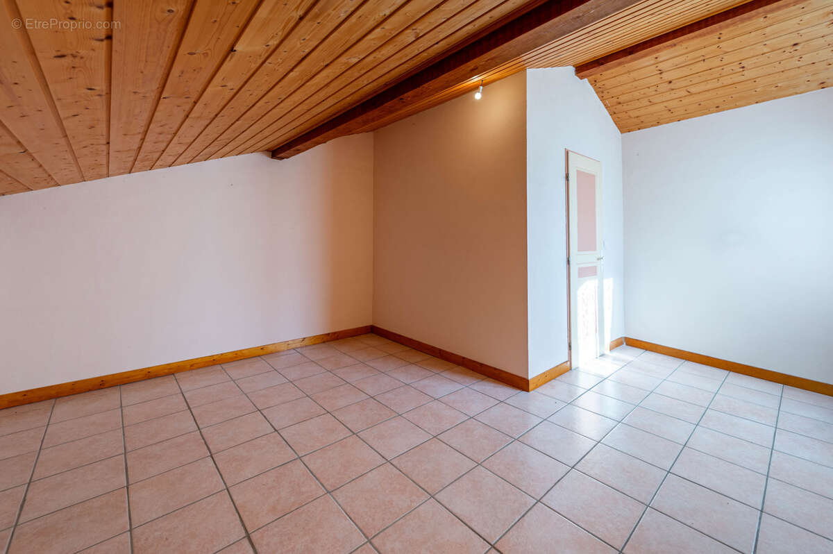 Maison à ALBERTVILLE