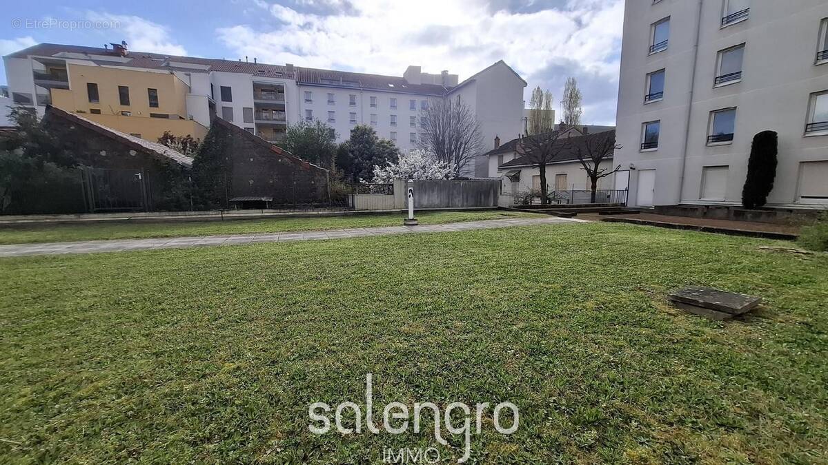 Appartement à VILLEURBANNE